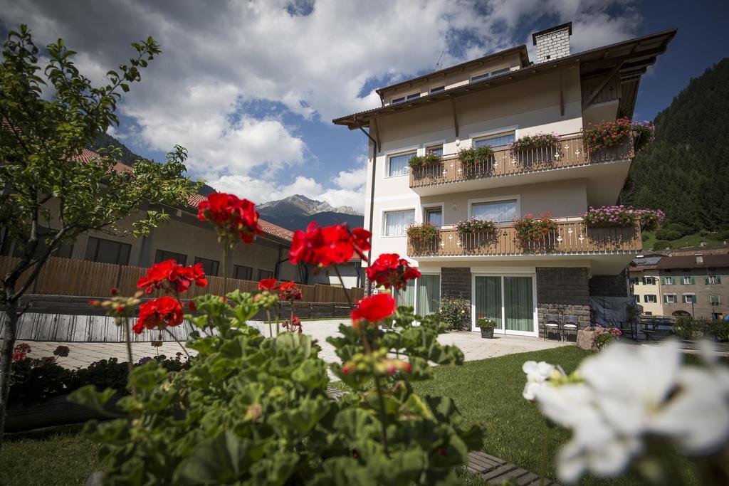 Appartamento Rose Di Bosco Predazzo Εξωτερικό φωτογραφία