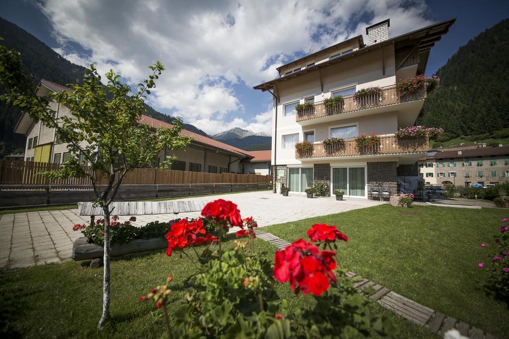 Appartamento Rose Di Bosco Predazzo Εξωτερικό φωτογραφία