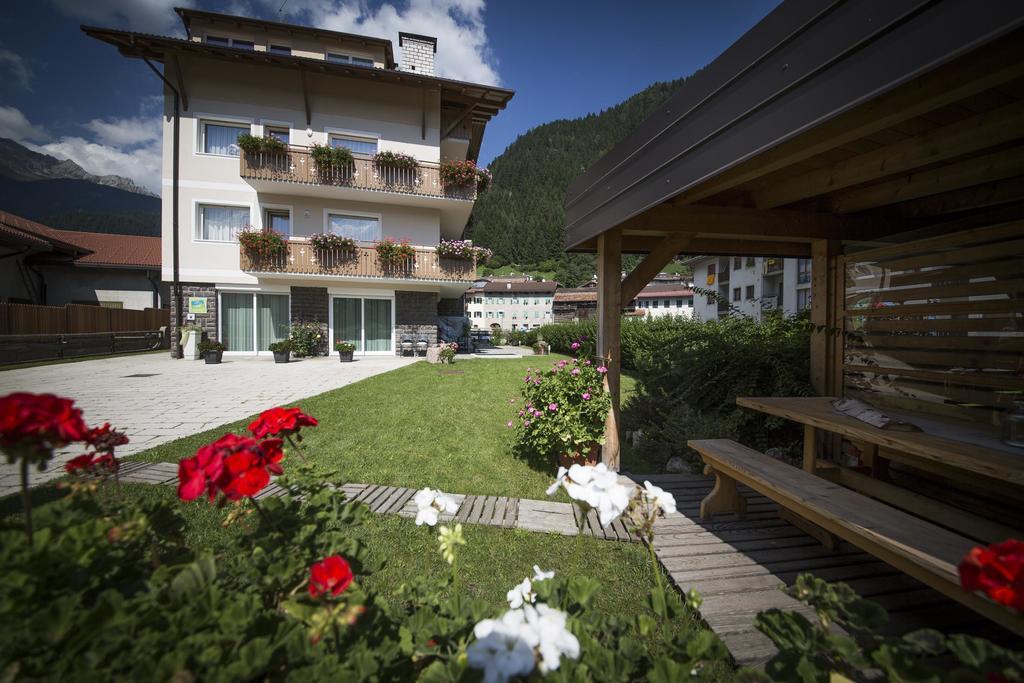 Appartamento Rose Di Bosco Predazzo Εξωτερικό φωτογραφία