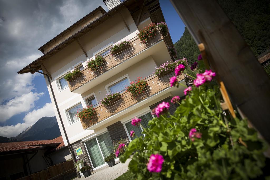 Appartamento Rose Di Bosco Predazzo Εξωτερικό φωτογραφία