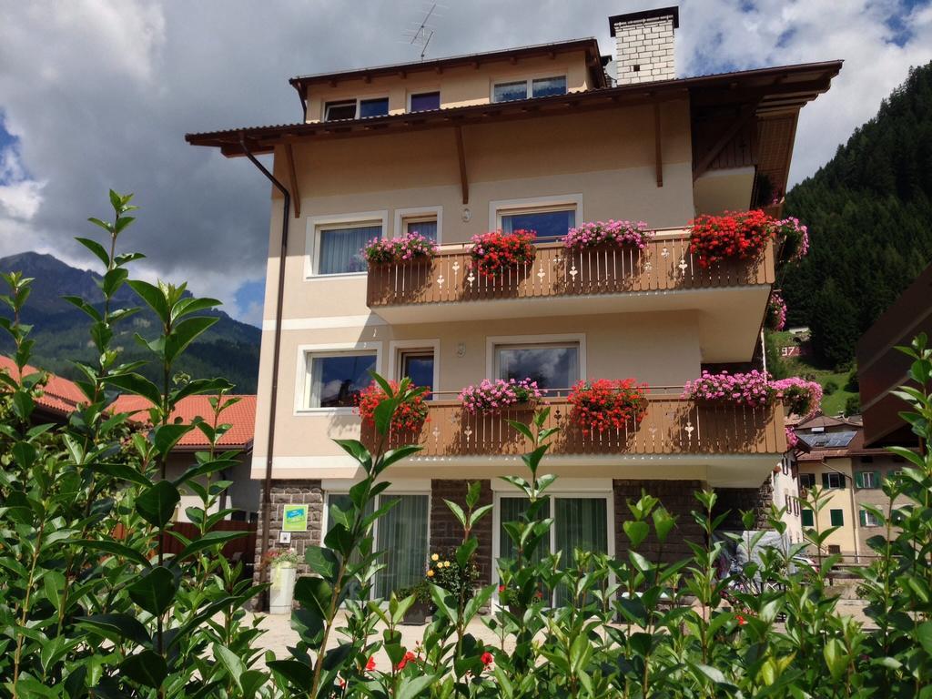 Appartamento Rose Di Bosco Predazzo Εξωτερικό φωτογραφία